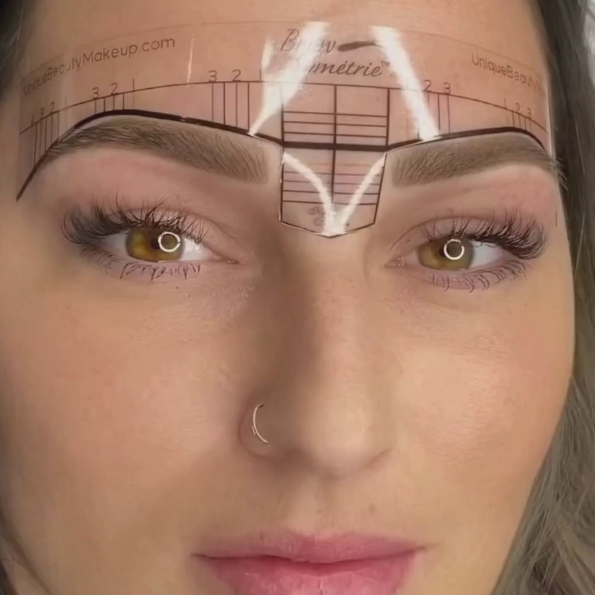 Load video: Fitted Eyebrow Symmetry Rulers – 4 Style Set for Measurement and Mapping